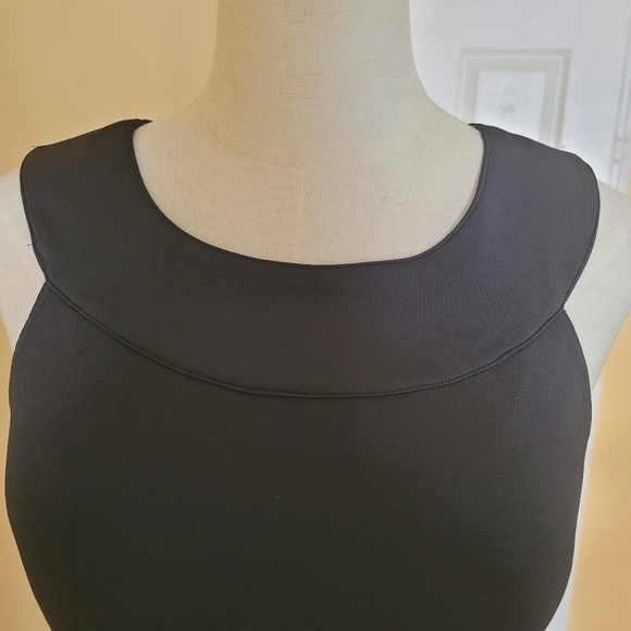 Athleta Black Round Neck Dress Built In Bra Sz S - Picture 2 of 10
